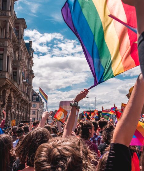 Czas Przemówić. LGBTQ+. Mark Finley